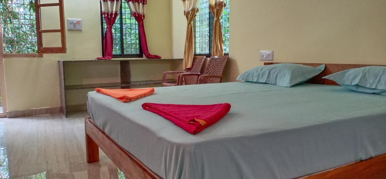 Gopi Plantation Homestay Hampi Extérieur photo